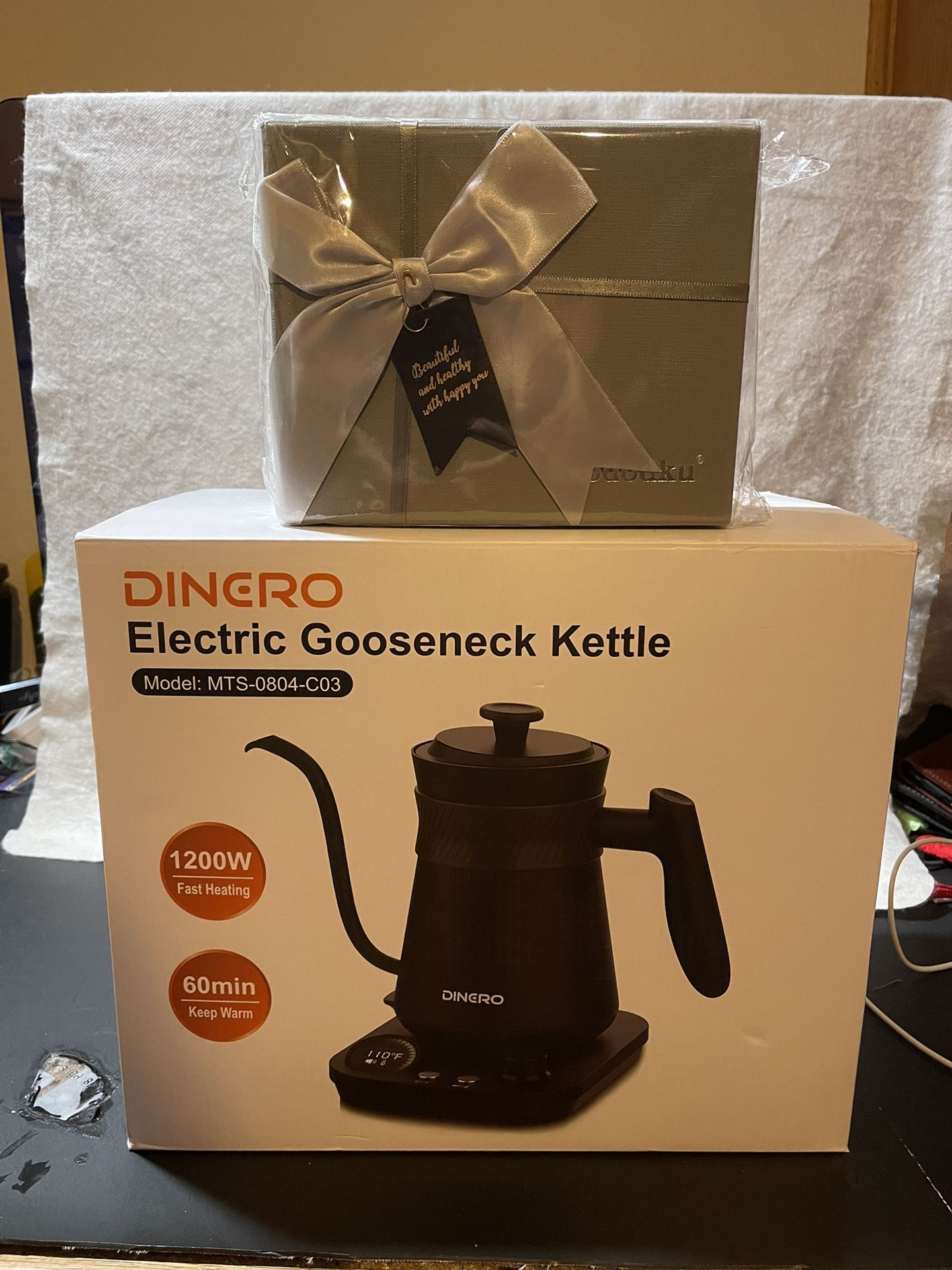 Electric Gooseneck Kettle 1,200 w Dinero Brand, It Comes With Wind Chimes