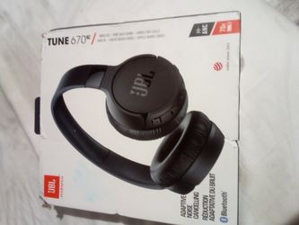 JBL head phones
