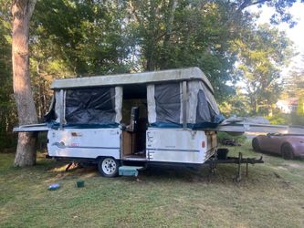 FREE CAMPER