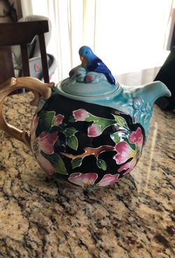 Beautiful ceramic glazed tea kettle pot