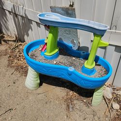 Kids splash  water and sand play station