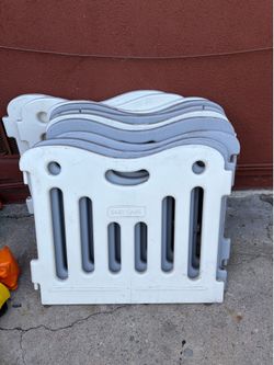 Baby adjustable play fence