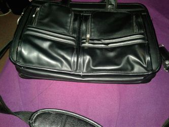 FORAY laptop leather bag