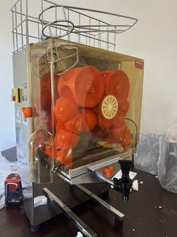 Orange Juicer