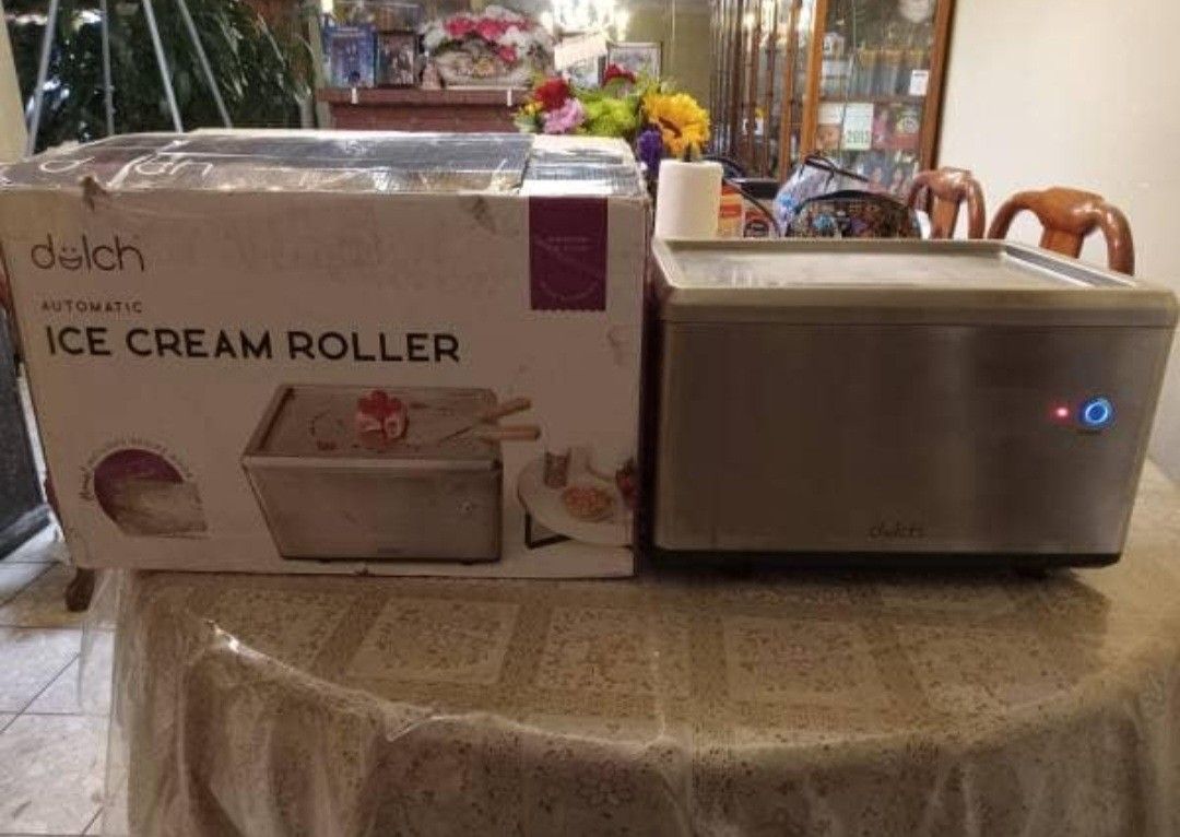 Dulch automatic ice cream roller pre owned works great selling for only $130 great for parties or can use commercially for a small business.