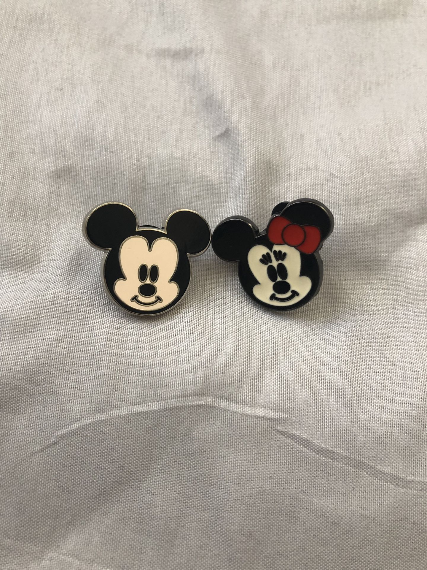 Mickey and Minnie Mouse Disney pins
