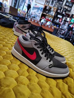 Men's Jordan Shoes Size 8 or Women's Size 9.5 - $89 OBO 