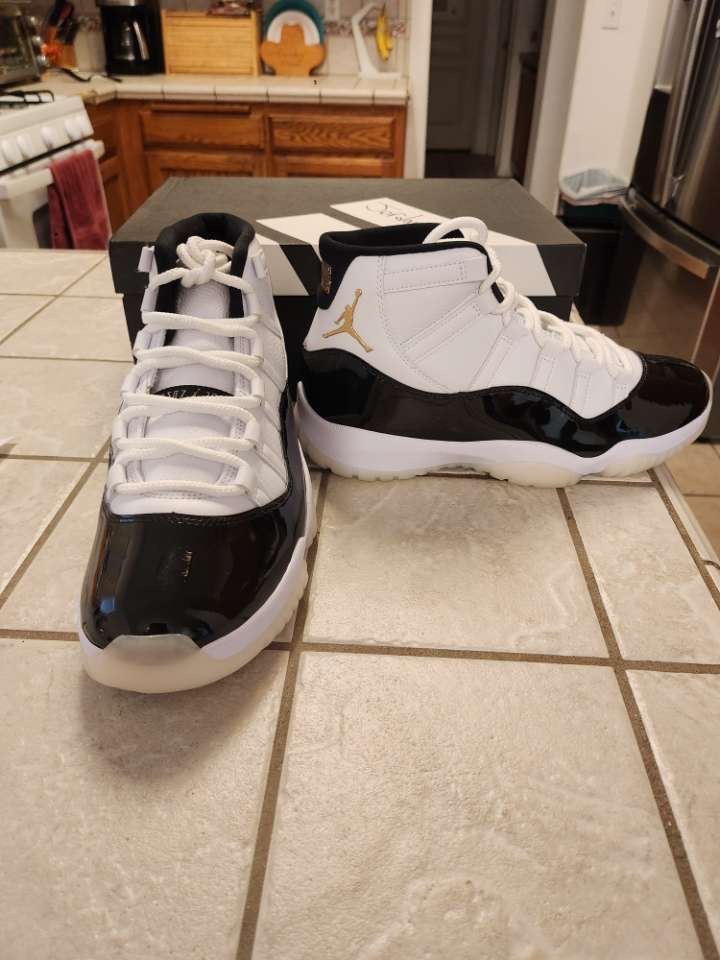 Jordan 11 Retro Gratitude