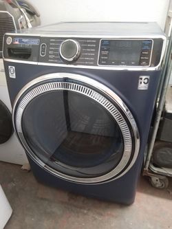 Ge washer in good 💯 condition delivery installer and water hose included 30 days guaranteed price obo $500