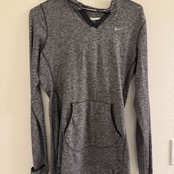 Women’s Nike dri-fit top