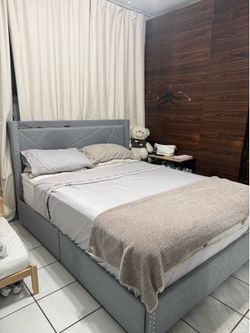 QUEEN BED FRAME ONLY (NO mattress)