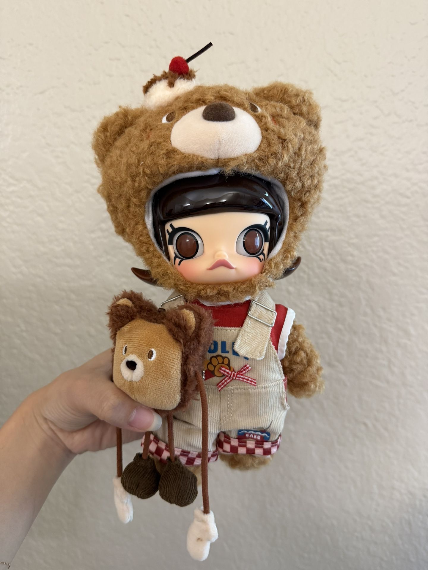 POPMART - MOLLY Bear Bread 1/8 Action Figure