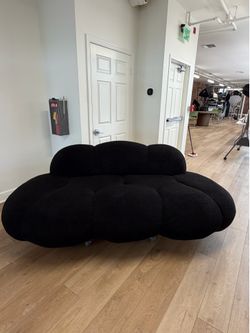 Love seat