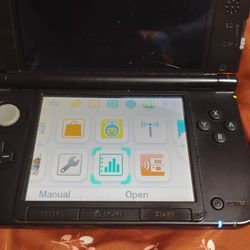 Nintendo 3DS XL (Top Screen Needs To Be Replaced)
