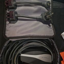 Tesla Mobile Charger