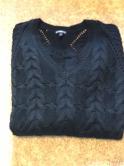 Sweater. Size medium. Great condition