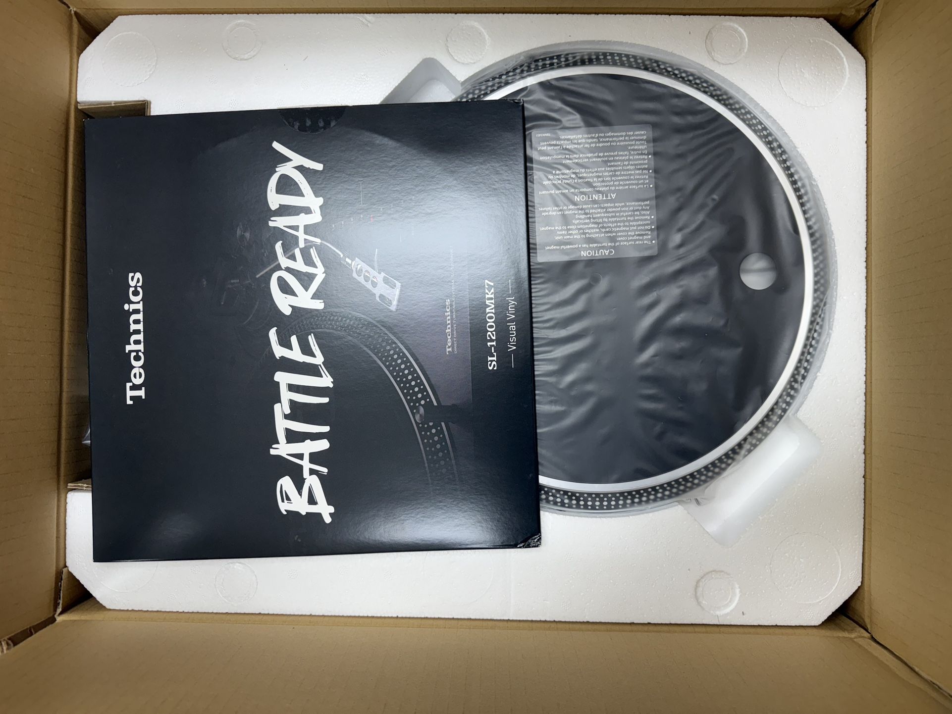 TECHNICS TURNTABLE