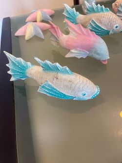 Handmade Island Wooden Fish – Rare Tropical Craft colorful