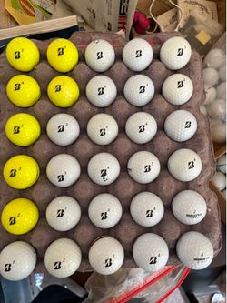 30 Bridgestone golf balls
