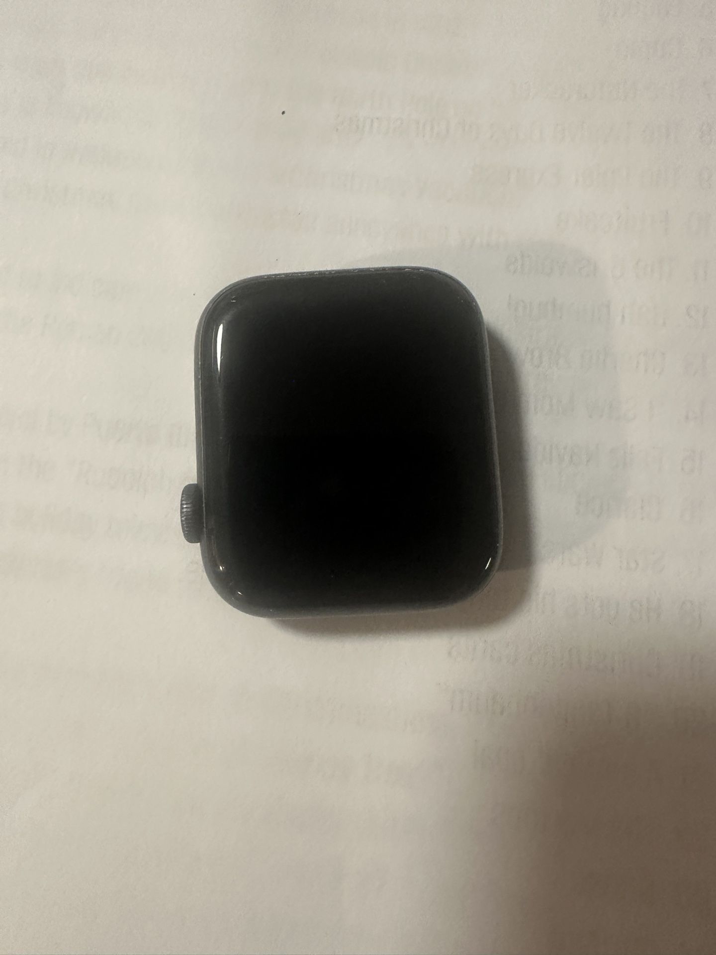 Apple Watch SE 44mm GPS- Mint Condition. 
