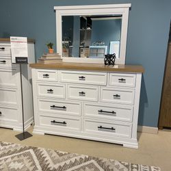 White/Natural Queen Panel Storage Bedroom Set / 5pc incl. Dresser+Mirror+Chest+Nightstand