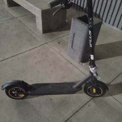 1 Plus Scooter