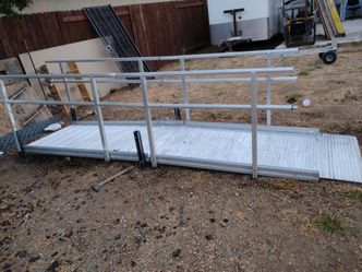 Aluminum Wheelchair Ramp with Handrails