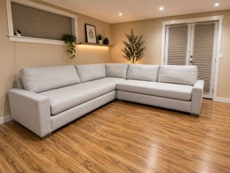 RH Maxwell sectional couch like new