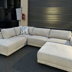 Sectional Couch 
