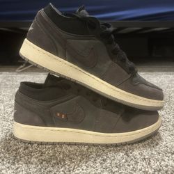 Kids 6.5Y Jordan 1 Low Craft Black