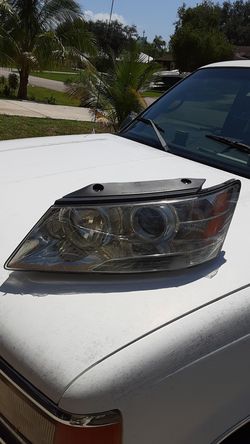 Hyundai 2009 Sonata driverside $130 obo