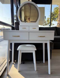 White Vanity Desk with Lighted Mirror and Stool