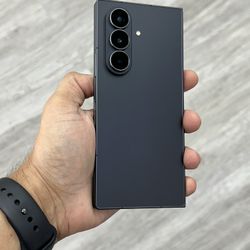 Samsung Galaxy Z Fold7 256GB Unlocked (Jet Black)