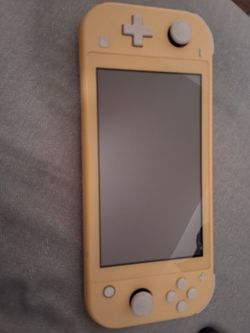 Nintendo Switch Lite + games