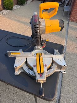 Dewalt miter saw