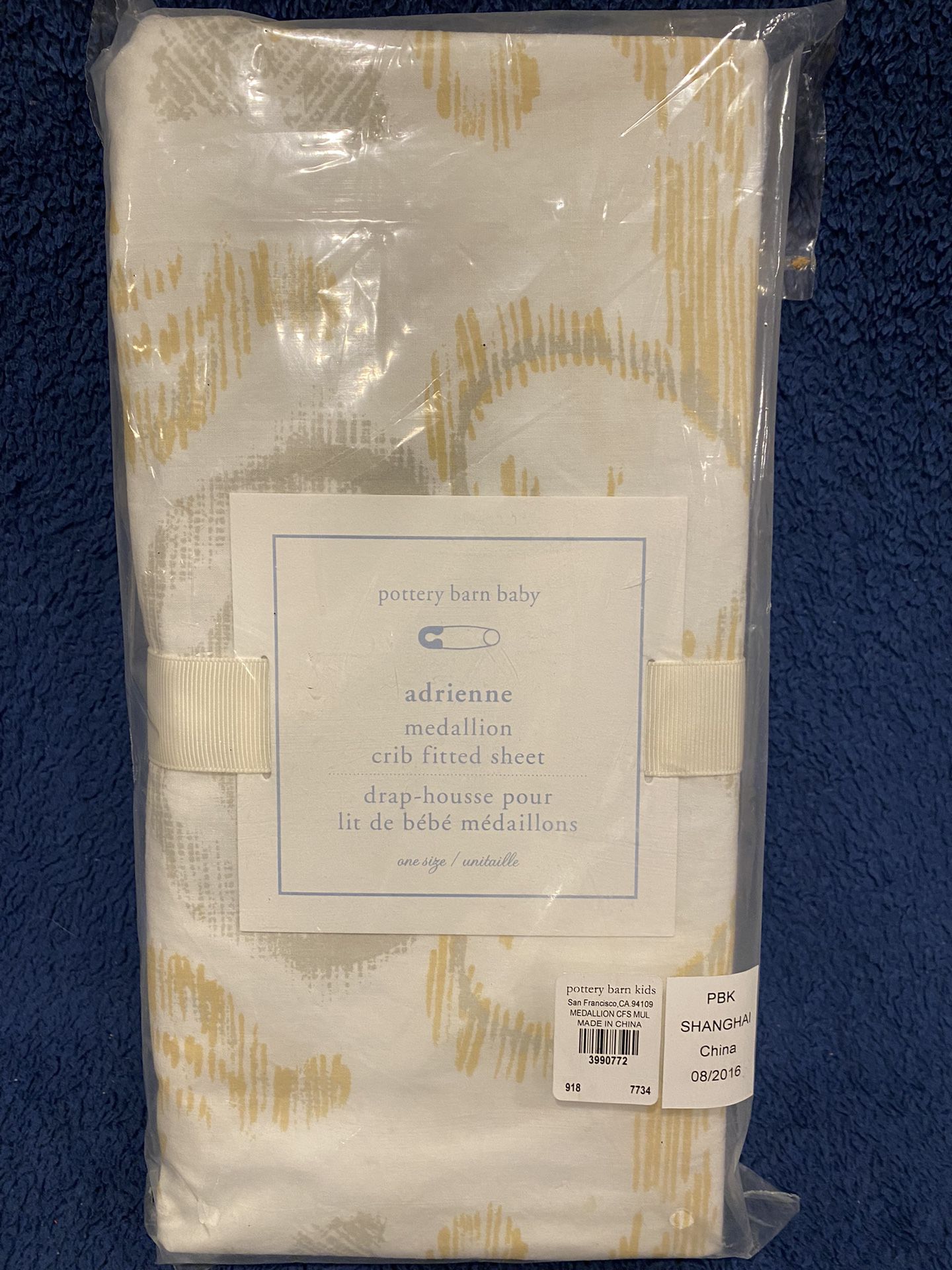 NEW Pottery Barn Baby Adrienne Medallion Crib Fitted Sheet Yellow & Gray 100% Cotton