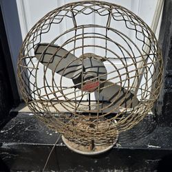 VINTAGE METAL BLADE  FAN