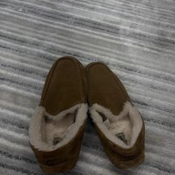 UGG Men’s Ascot Slipper 
