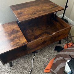 Lift-Top CoffeeTable w/Storage— Must Go ASAP