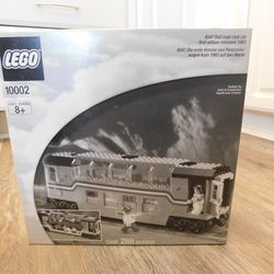 LEGO Trains: Railroad Club Car (10002)