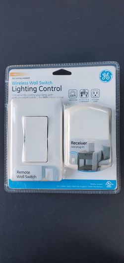 GE Wireless Remote Wall Switch Light Control with Grounded Outlet Receiver. Control remoto inalámbrico de luz de interruptor de pared con receptor