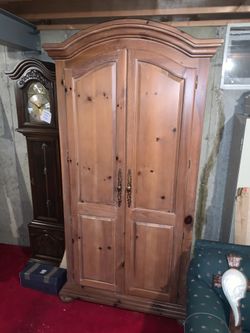 Wood armoire