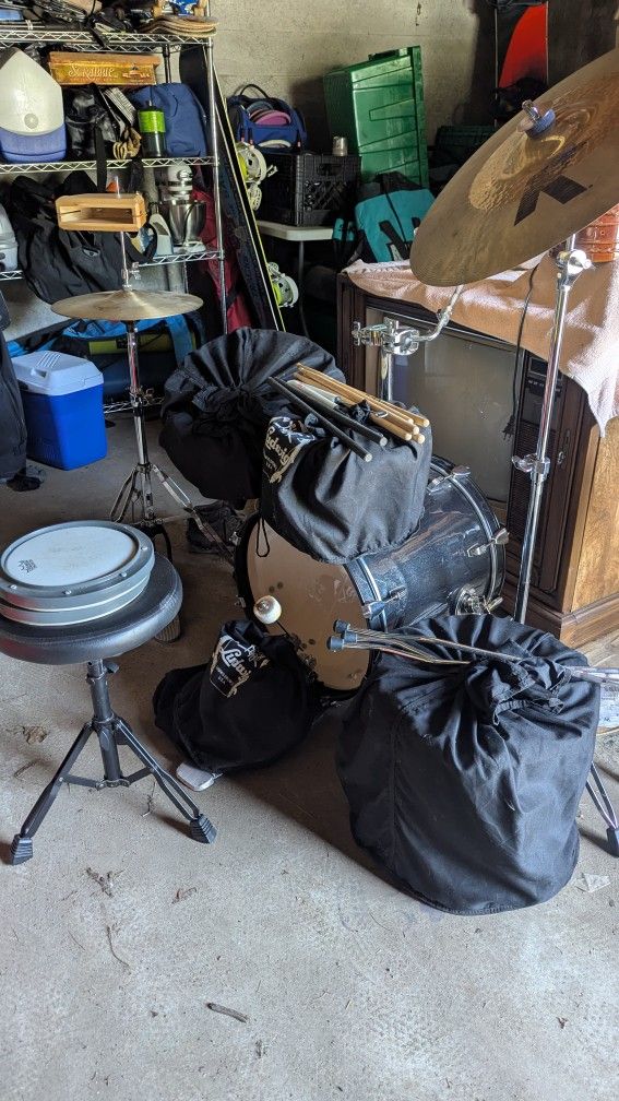 Average Drumset