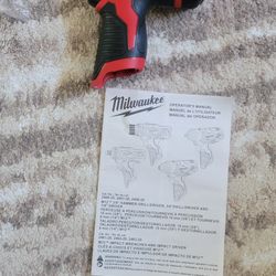Milwaukee M12 Drill