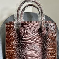 2-Piece Crocodile Print Handbag Set