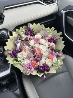 Mixed Floral Bouquet// Ramo De Flores