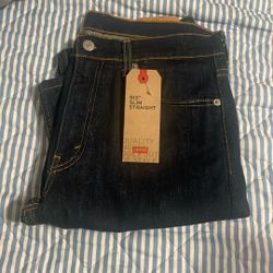 Levi’s pants 