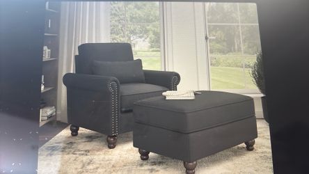 Chaise Lounge With Storage