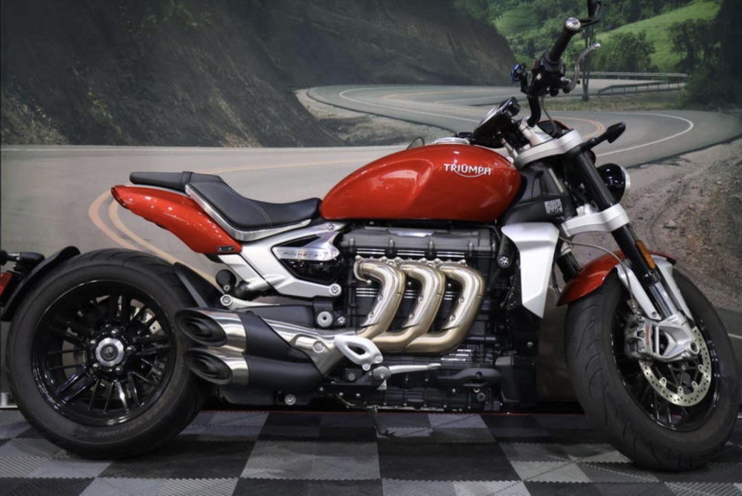2022 Triumph Rocket 3 R Korosi Red