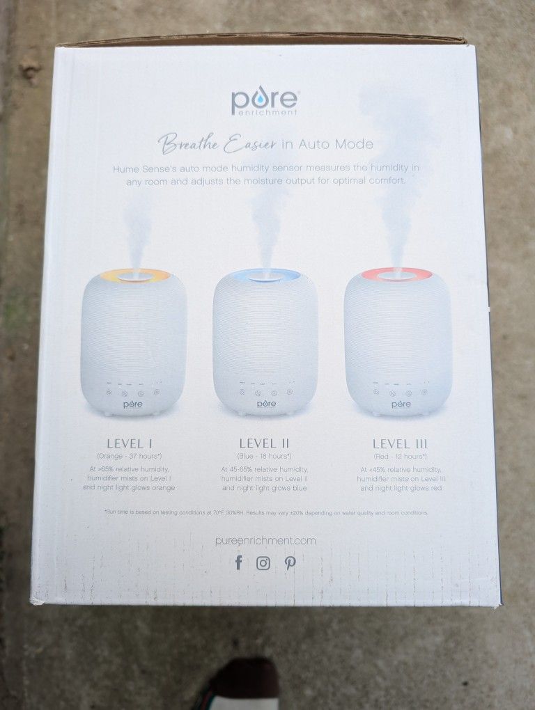Pure Enrichment HUME™ Sense PEHUTRB-BDL2P 2-Pack Bundle - 2 Humidifiers, 2 Filters, & 20 Scent Pads